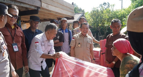 Gubernur Jambi Tekankan Penanganan Cepat Fasilitas Umum Rusak Akibat Banjir